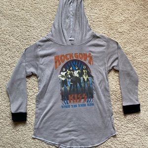 Cool KISS Long sleeve T 😛🤘🏼🎸